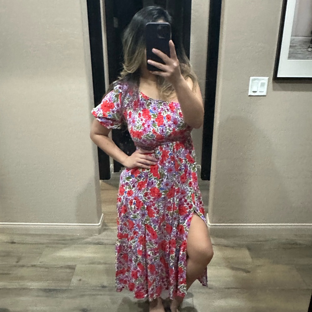Chic Asymmetrical Floral Dress in Red and Pink